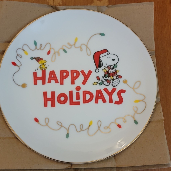 🎄 Lenox Snoopy “Happy Holidays” Accent Plates – Set of 4 – NIB 🎄 - Picture 2 of 11